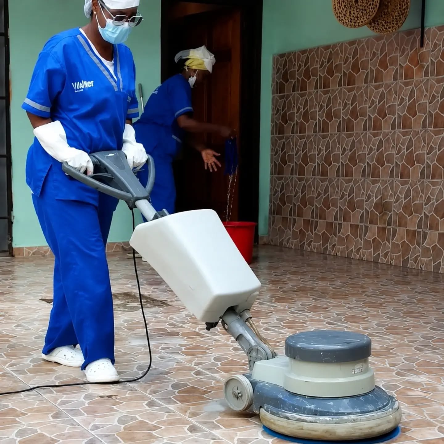Polimento e tratamento de pavimentos